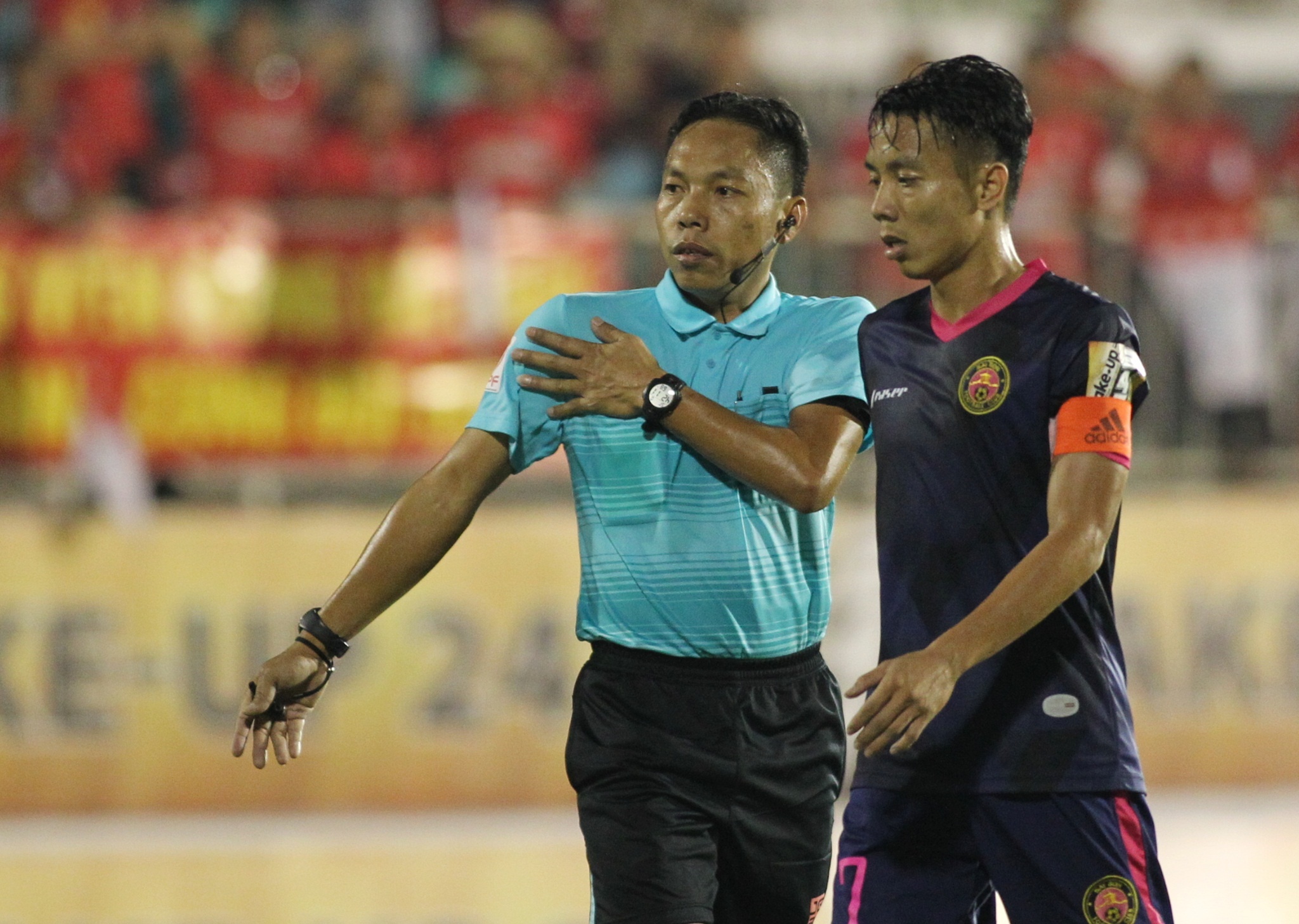 Minh Vuong,  HAGL,  Sai Gon,  V.League,  Van Toan,  trong tai,  Pleiku,  Bau Duc,  Duong Minh Ninh anh 2