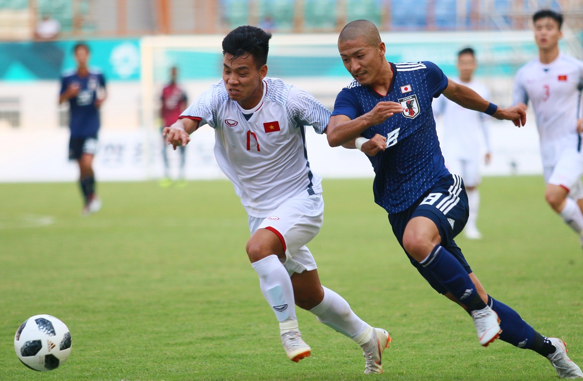 Vu Van Thanh tung bi loai khoi U19 Viet Nam vi thieu khat khao hinh anh