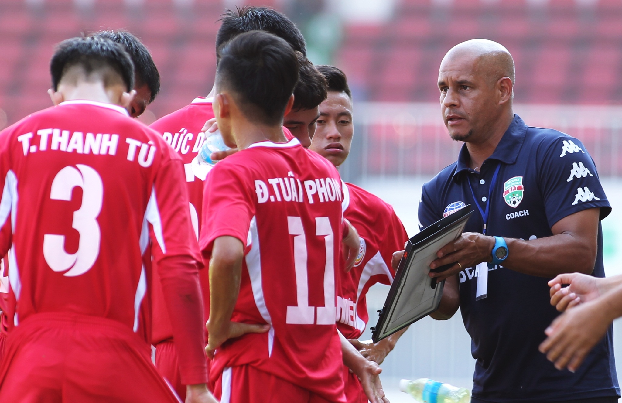 Davide Nguyen Duc,  Davide,  U19 Binh Duong,  Wagner Fernando Olivera,  U19 SLNA,  Viet kieu Italy,  cau thu Viet kieu anh 2