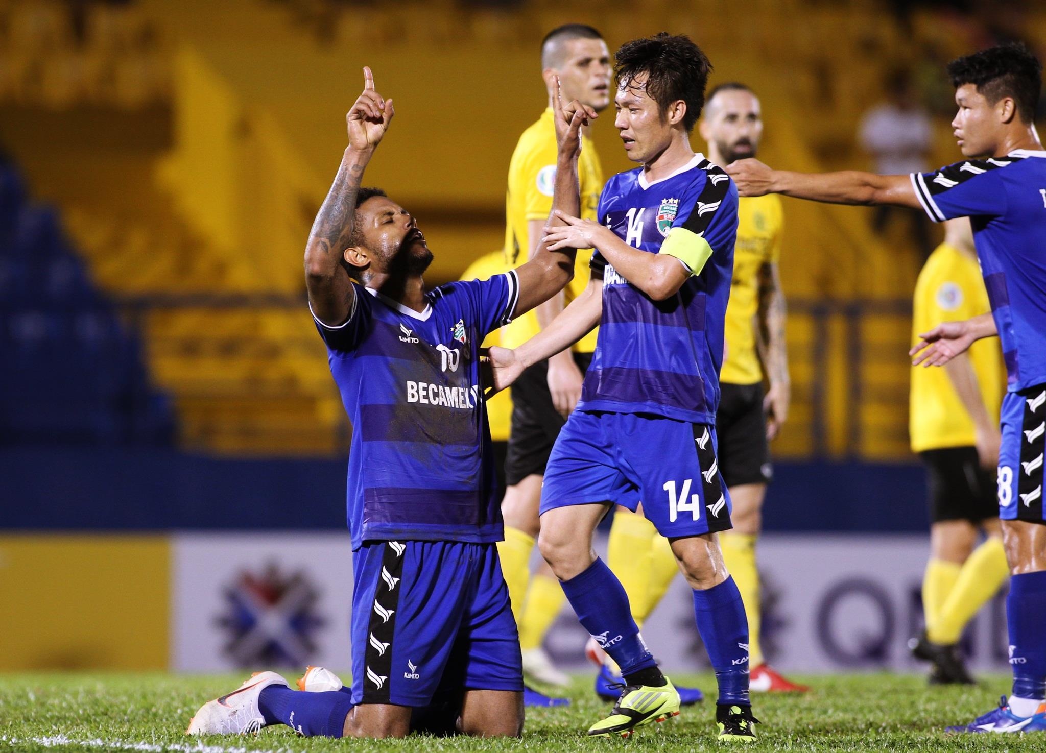 Bui Tan Truong,  Tan Truong,  AFC Cup,  Cup C2,  Tran Minh Chien,  Ceres Negros,  Maranon,  CLB Binh Duong anh 2