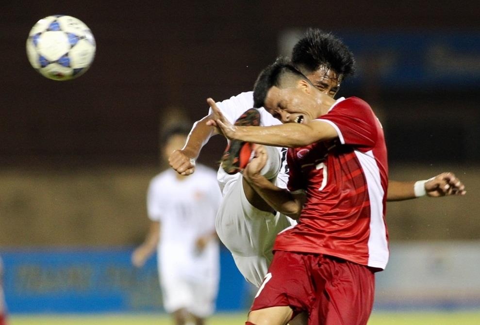 Cau thu Myanmar tung cuoc ha guc tien dao U19 Viet Nam hinh anh