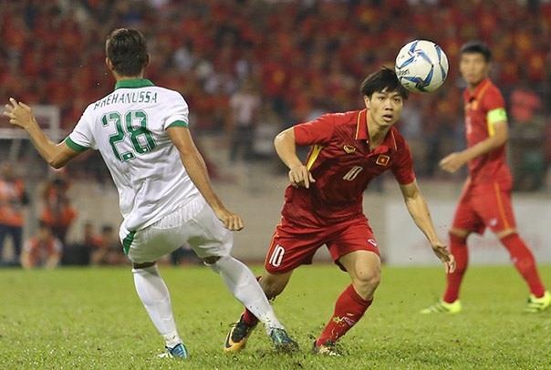 Bong da tre Indonesia van la noi am anh voi Viet Nam hinh anh