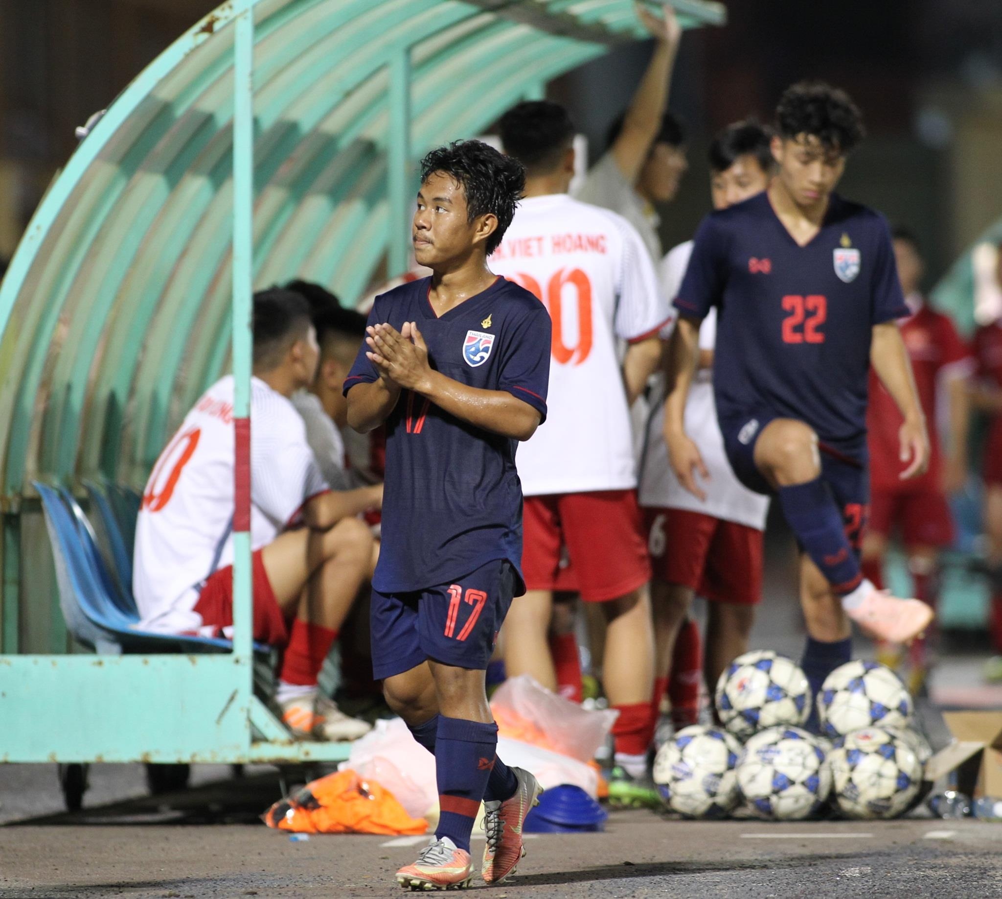 tien dao 1m50 thai lan,  messi thai lan anh 8