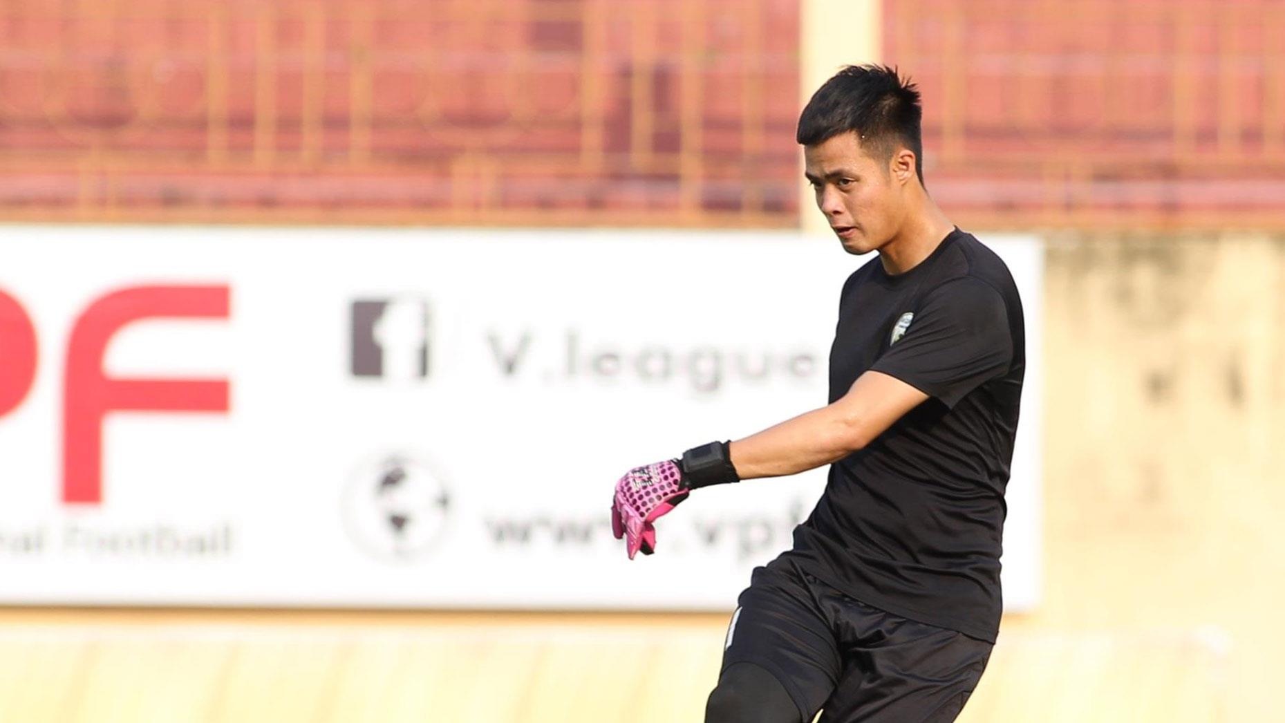 Hoc tro cu cua HLV Park Hang-seo ve giai hang Nhat de duoc bat chinh hinh anh