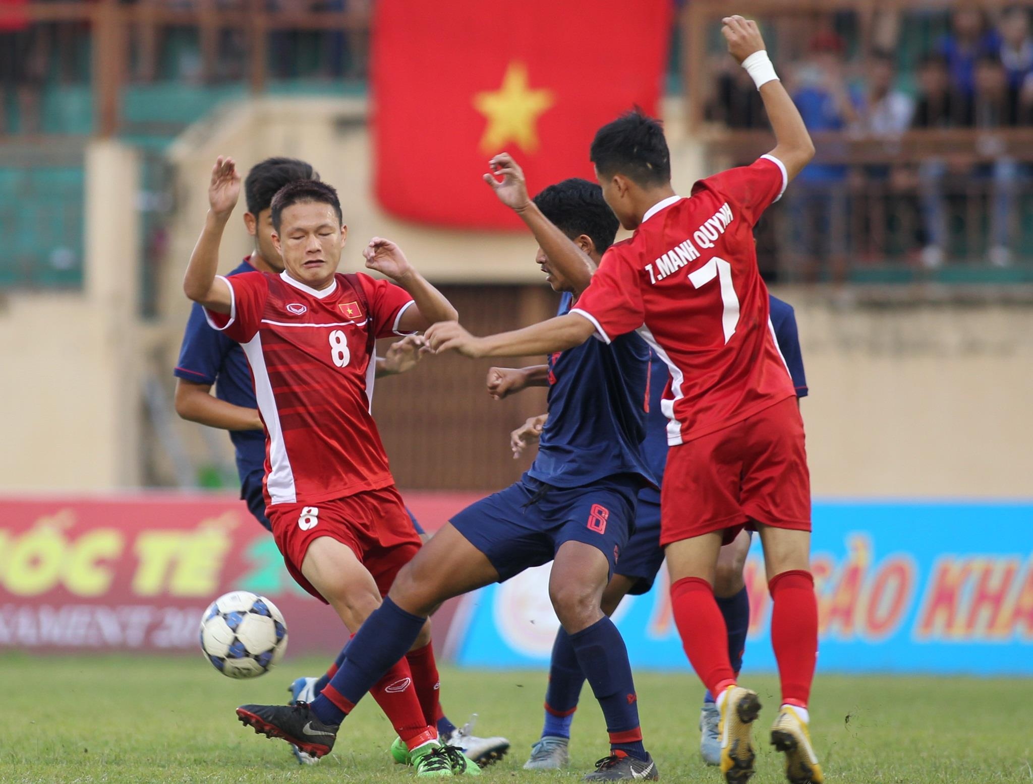 tieu cong phuong,  viet nam thang thai lan anh 1