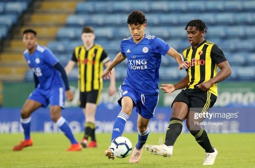 Sao tre Thai Lan noi ve cuoc song o CLB Leicester hinh anh