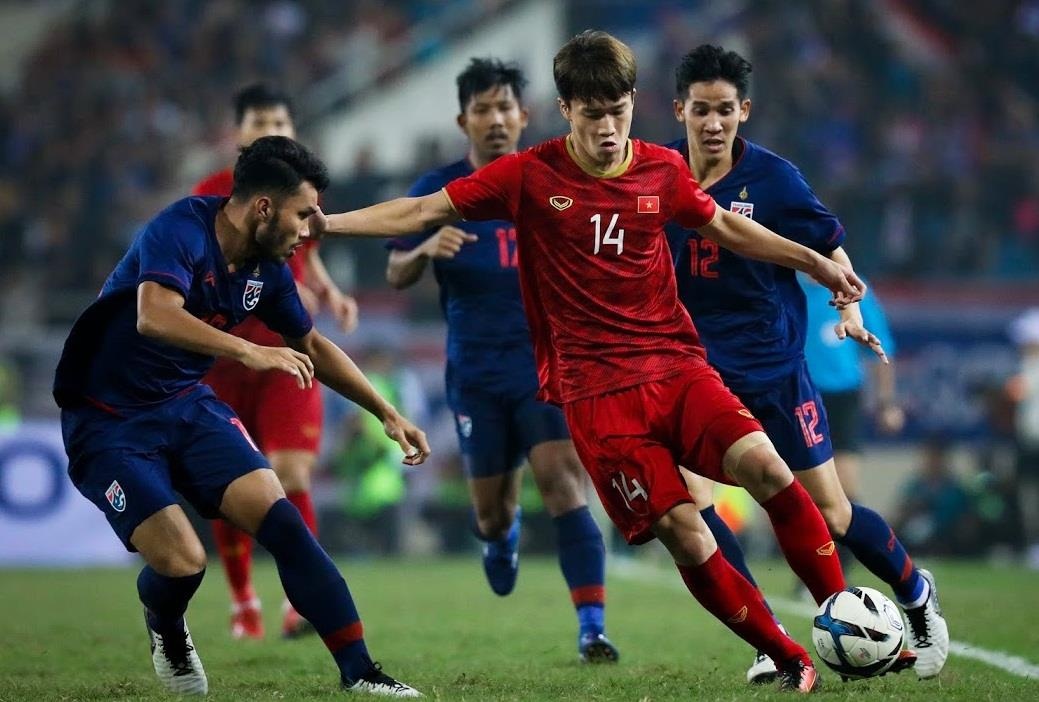 Viet Nam va Thai Lan cung tang mot bac tren BXH FIFA thang 4 hinh anh