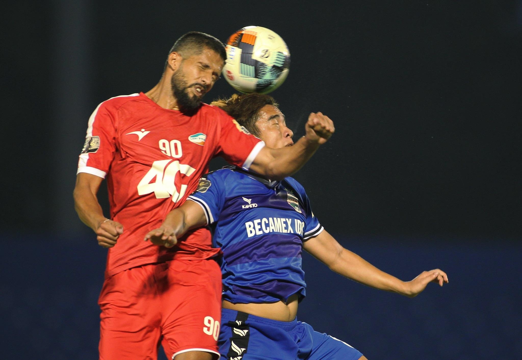 ban thang tranh cai binh duong viettel,  trong tai gay tranh cai binh duong viettel anh 5