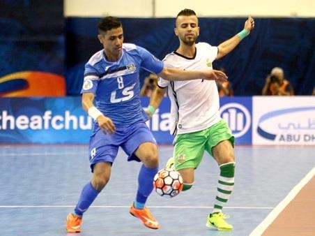 Ngoai binh den Viet Nam thi dau futsal nhan luong 700 trieu/thang hinh anh