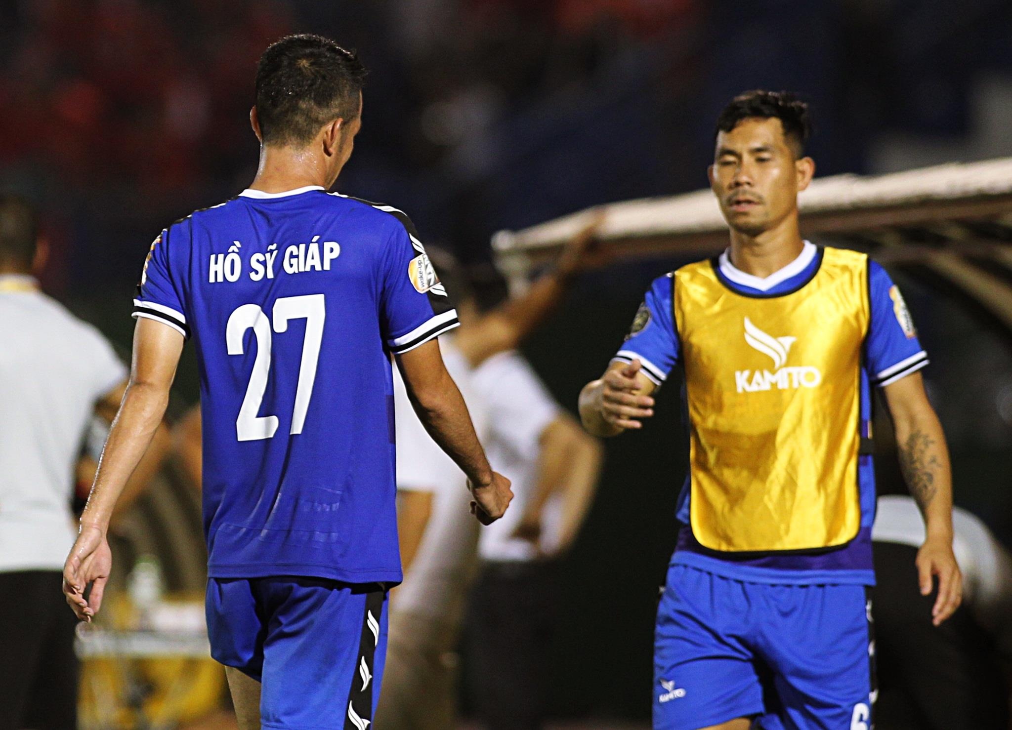 Anh Duc ghi cu dup cho binh duong,  nguyen anh duc ghi ban anh 2