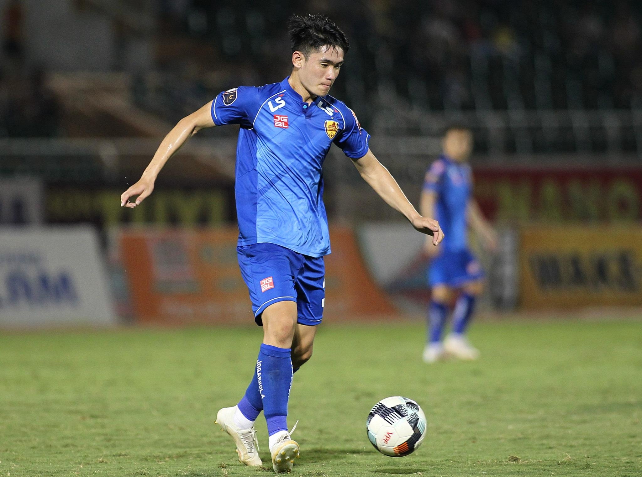 Huynh Tan Sinh tuyen thu Park Hang Seo,  tuyen thu U23 Viet Nam Huynh Tan Sinh anh 2