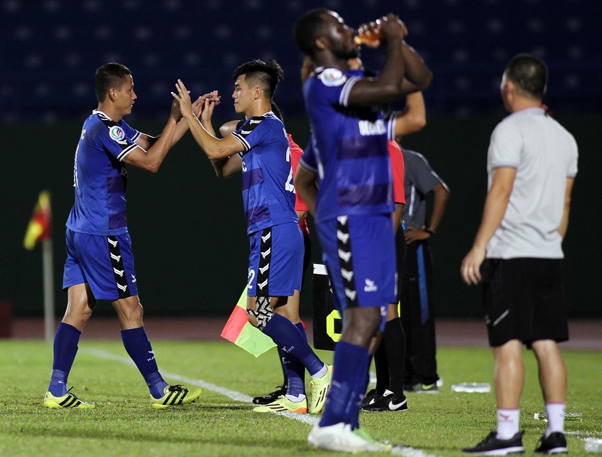 anh duc binh duong ghi ban,  anh duc ghi ban afc cup anh 5