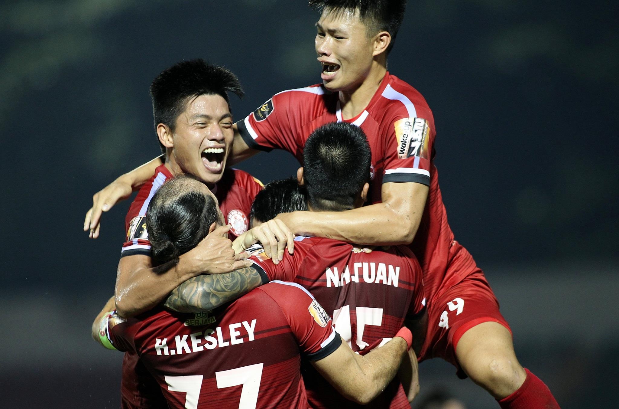 doi bong bat bai V.League,  tuyen thu viet nam that bai o v league anh 8