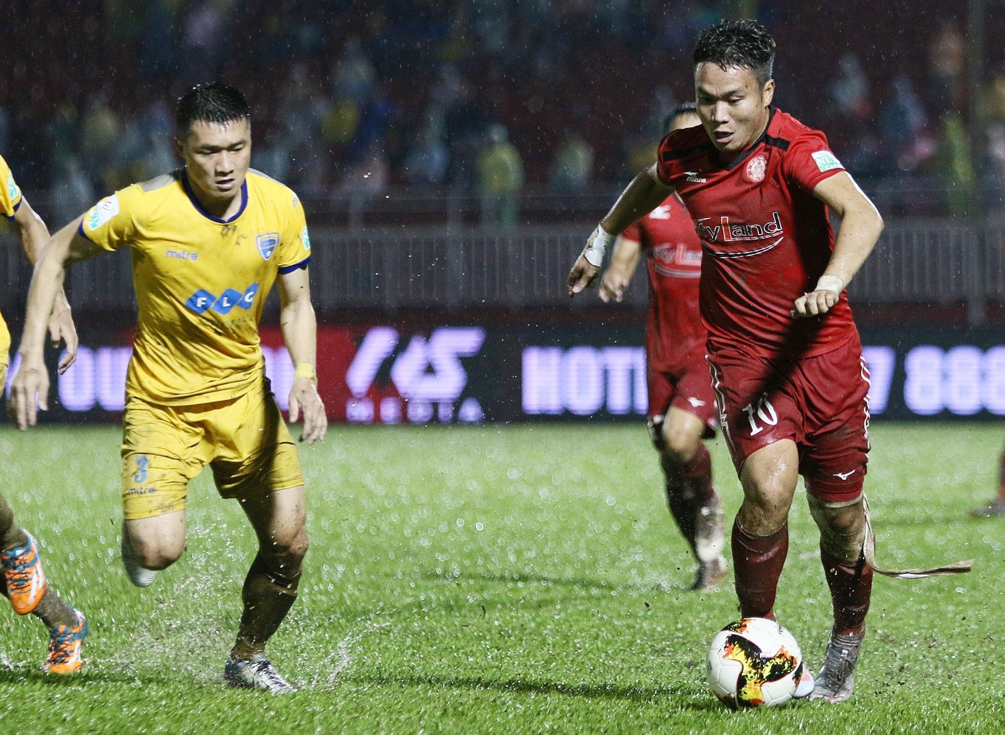 Phi Son 2019,  tran phi son hien tai CLB TP.HCM anh 3