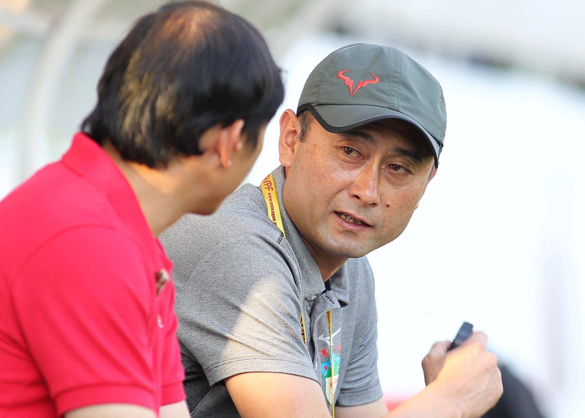 hagl thay huan luyen vien,  tro ly thay park dan dat HAGL anh 2