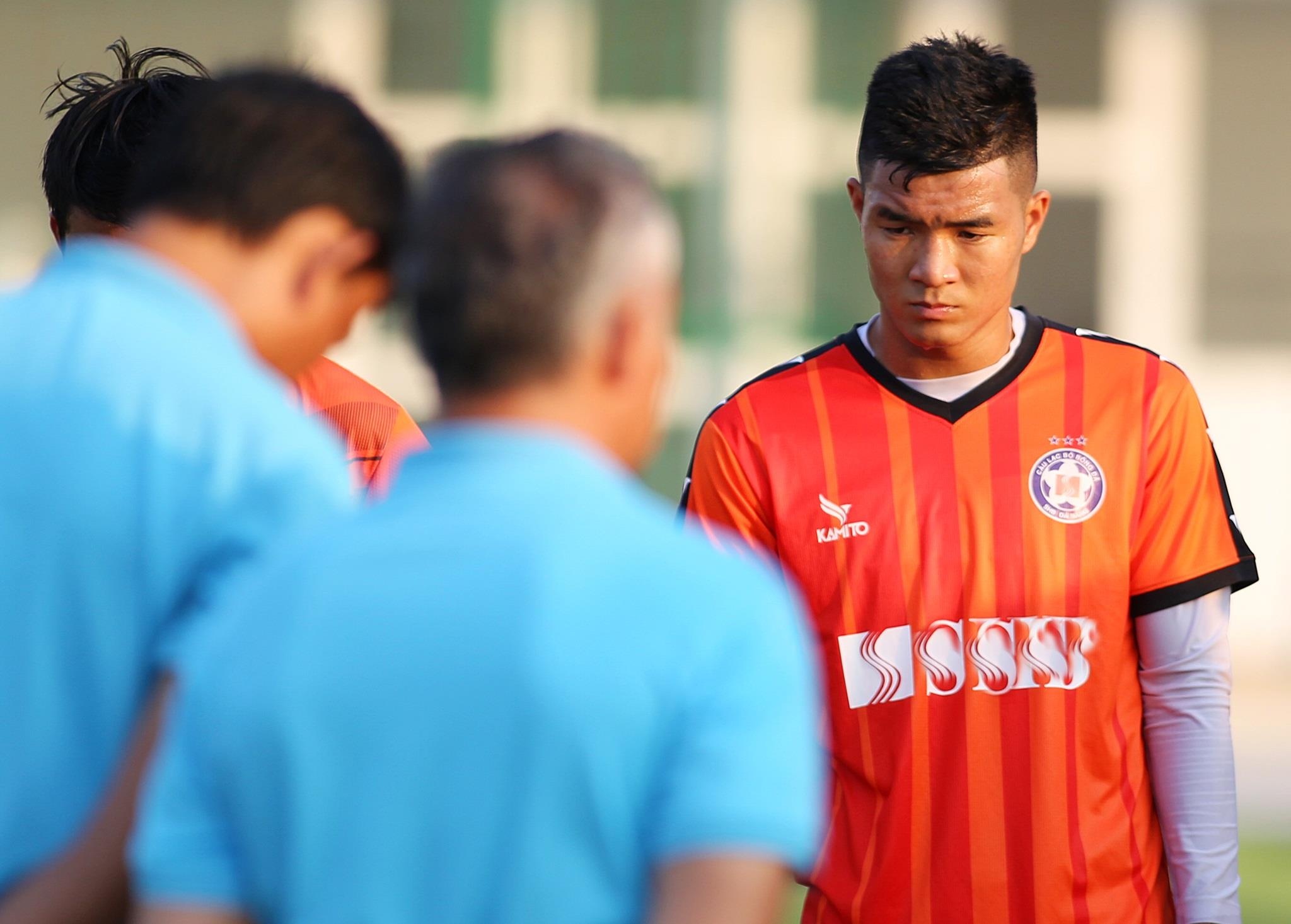 le huynh duc day do duc chinh,  duc chinh va do merlo tap dut diem anh 9