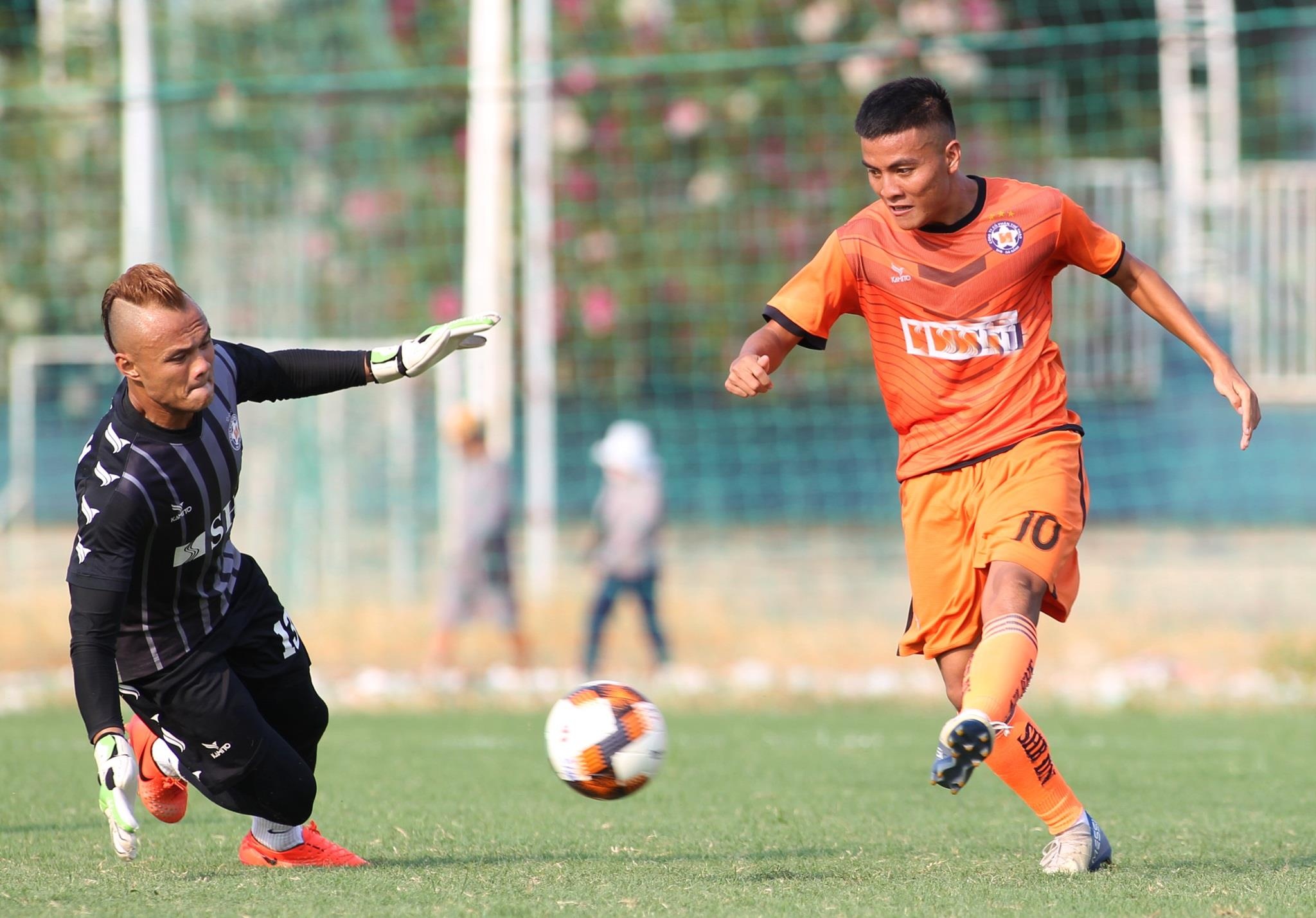 le huynh duc day do duc chinh,  duc chinh va do merlo tap dut diem anh 7