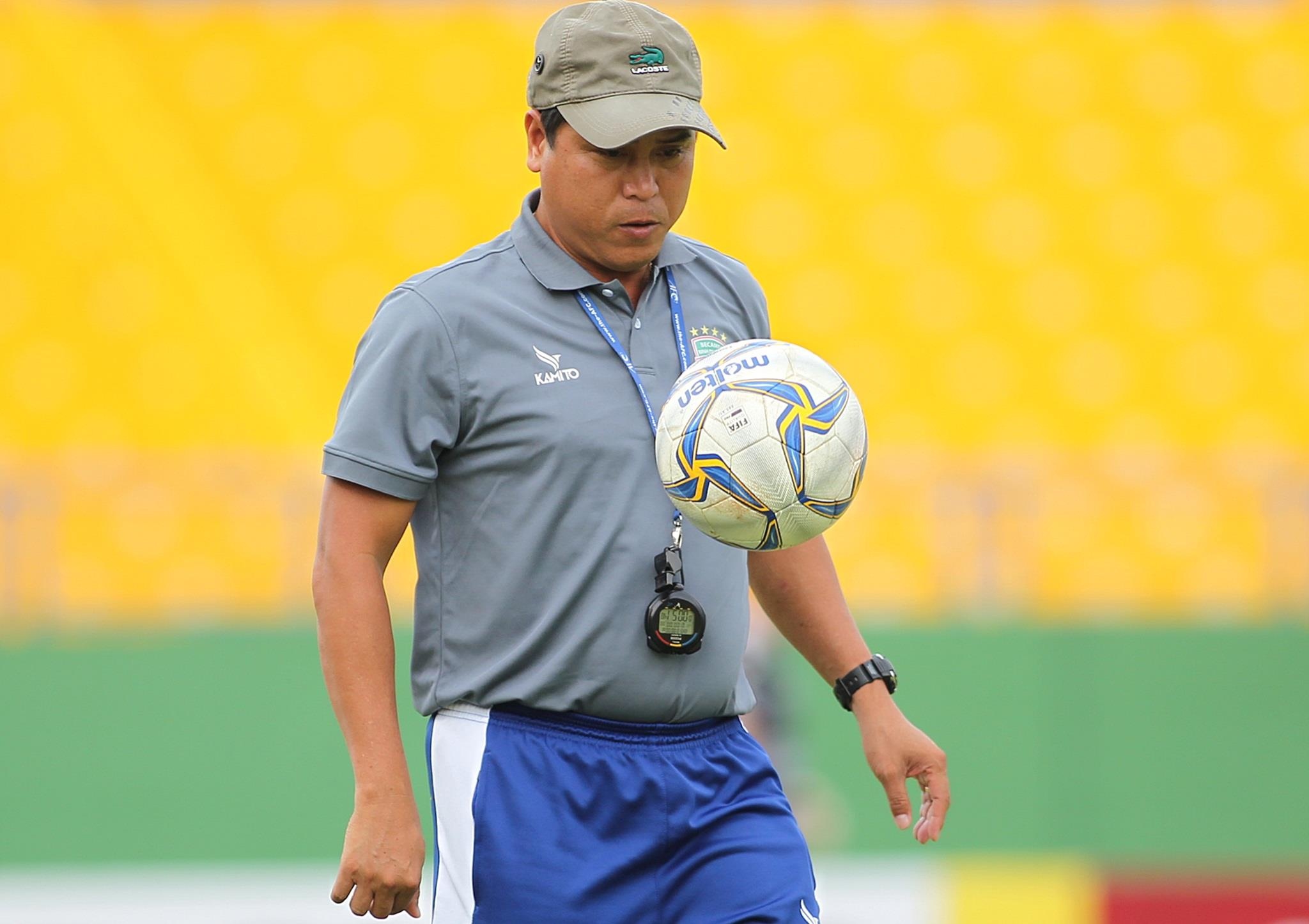 toi do tan truong chuoc loi,  thu mon tan truong sai lam afc cup anh 3