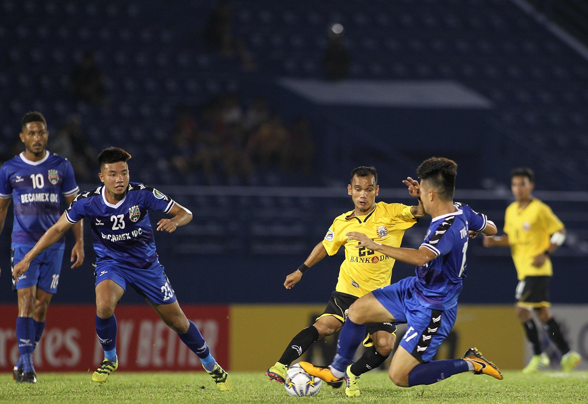 Anh Duc ghi ban,  anh duc stat anh 8