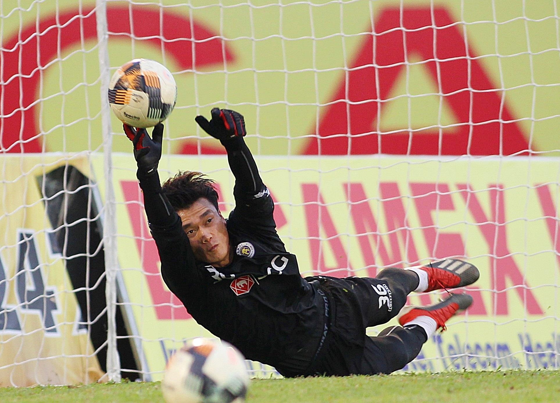 Bui Tien Dung thu mon,  bui tien dung u23 viet nam anh 2