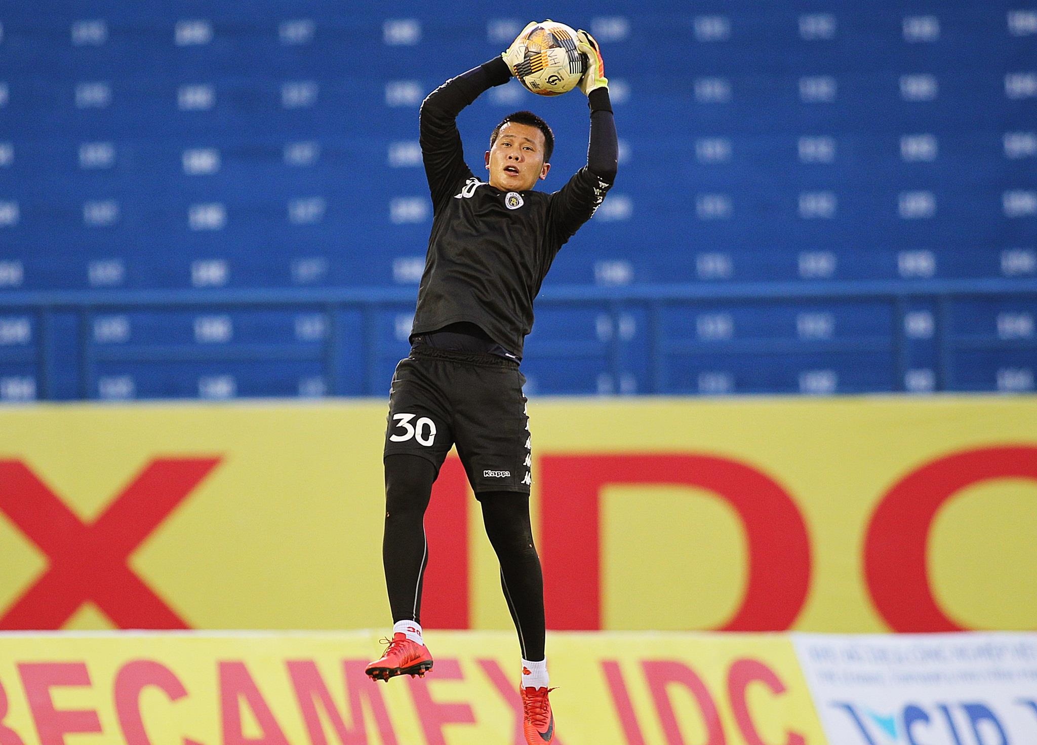 Bui Tien Dung thu mon,  bui tien dung u23 viet nam anh 1