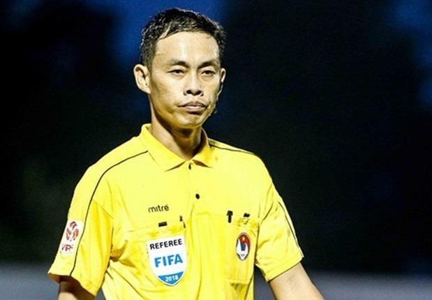 Trong tai Viet Nam dau AFC nhung rot o V.League hinh anh