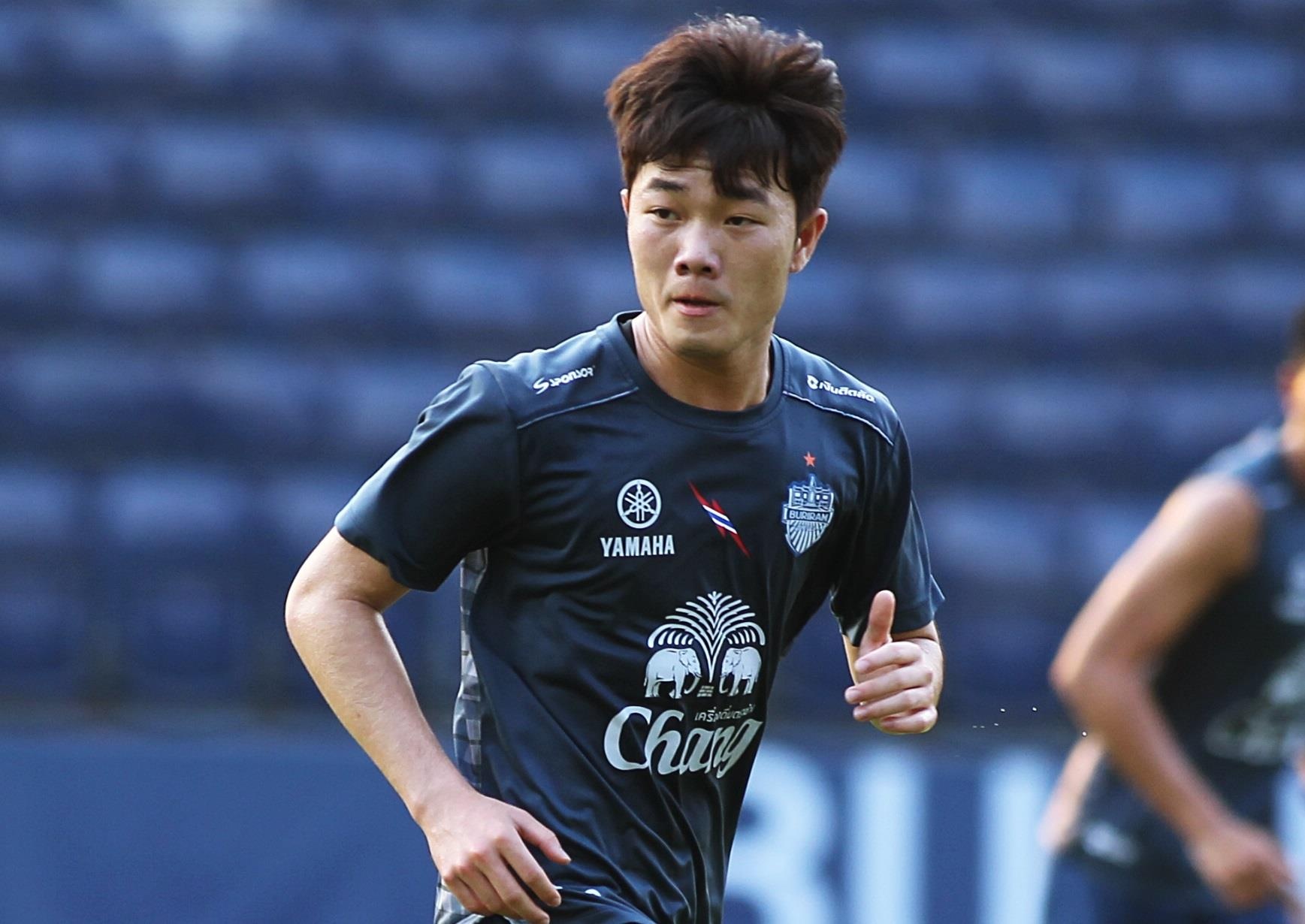 Xuan Truong chua nhan duoc giay tap trung King’s Cup 2019 hinh anh