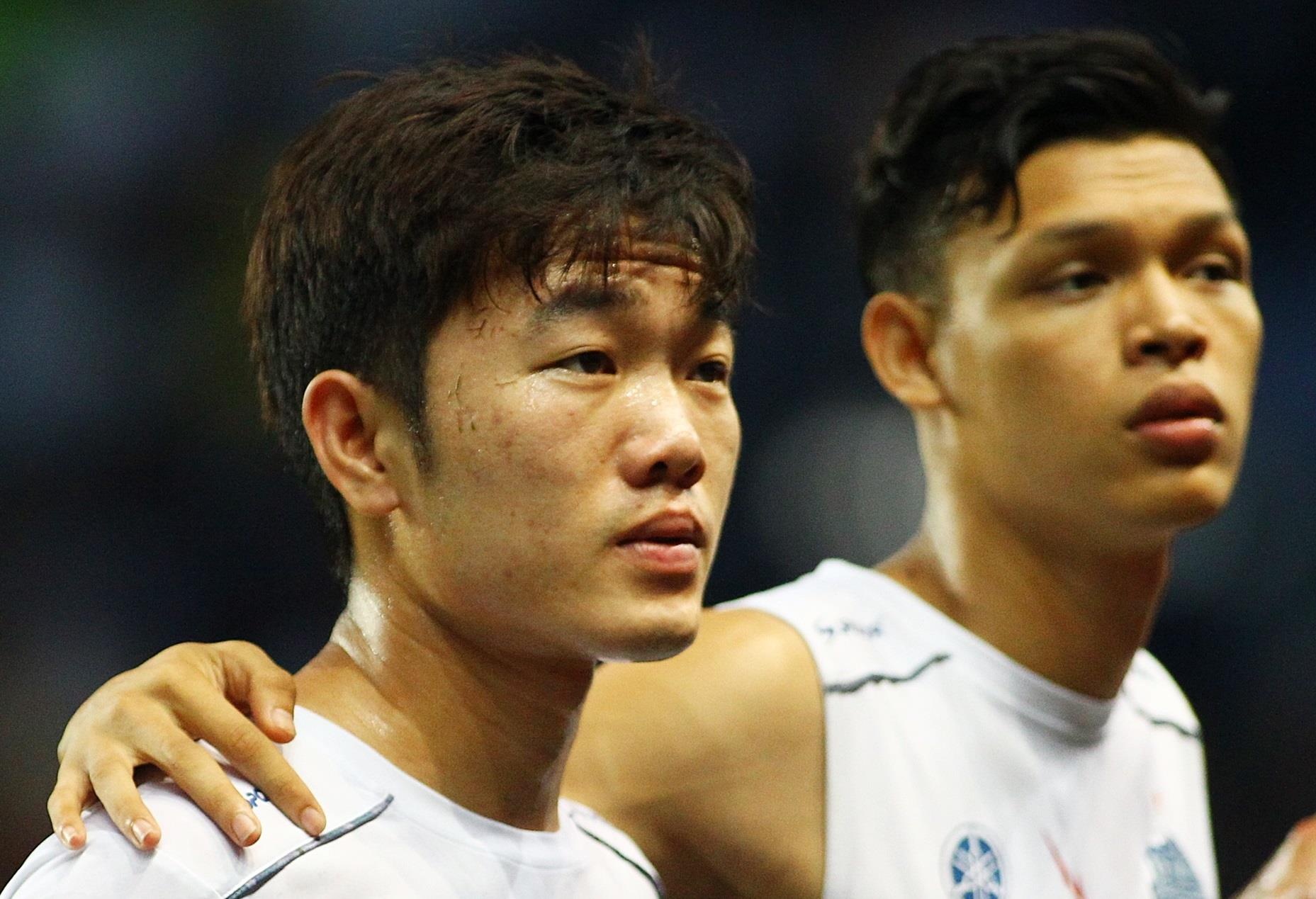 Xuan Truong duoc hua suat da chinh sau tran thang Van Lam hinh anh