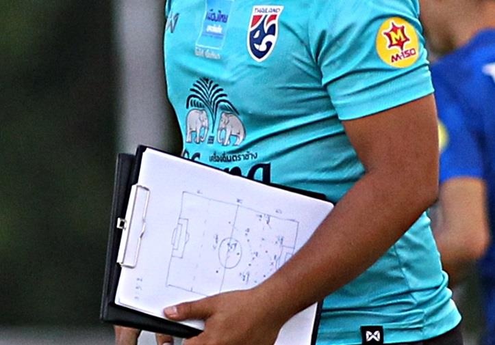 Tro ly HLV Thai Lan 'de lo' chien thuat truoc tran gap Viet Nam hinh anh