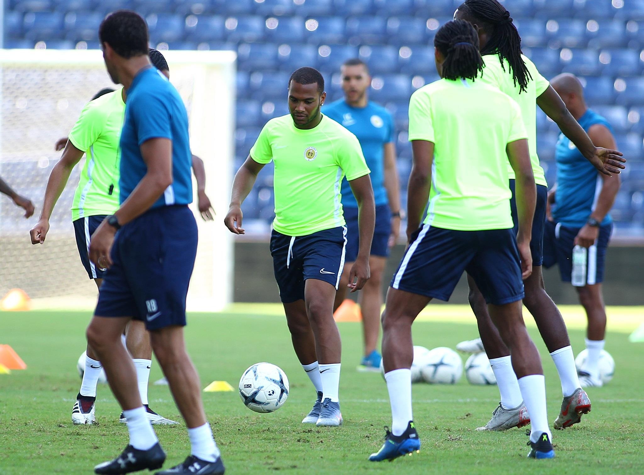 curacao,  dan sao chau au anh 2