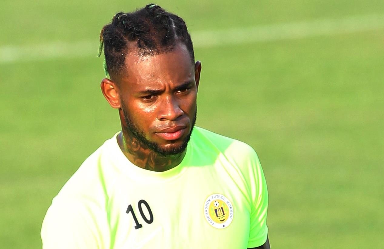 Sao cua tuyen Curacao thoai mai truoc tran chung ket voi Viet Nam hinh anh