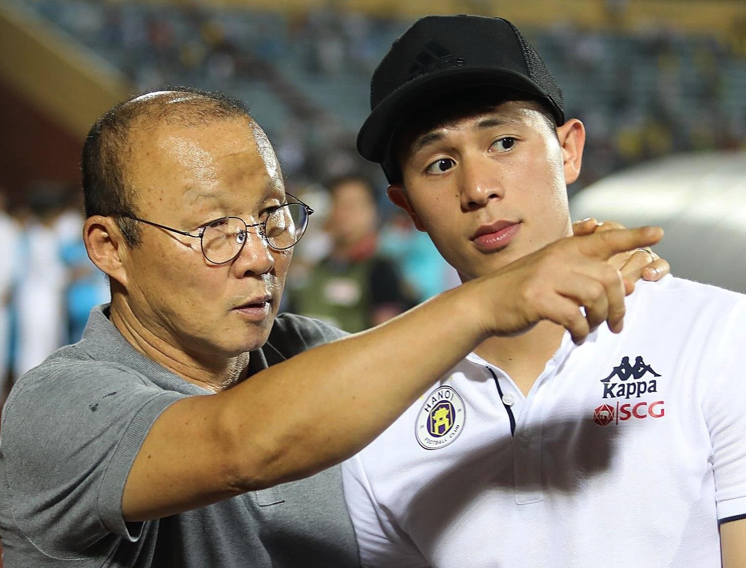 Dinh Trong se di Singapore phau thuat dau goi hinh anh