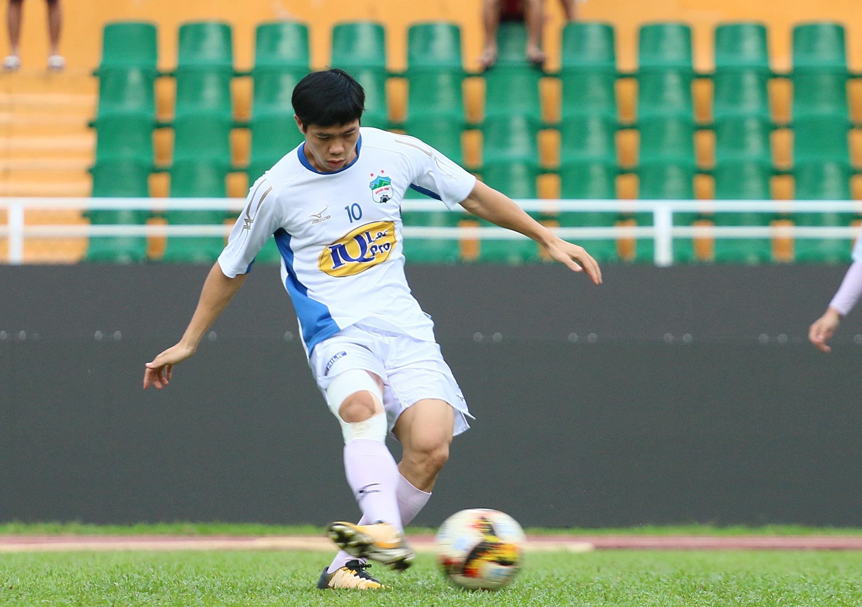 cong phuong sang phap,  cong phuong thu viec o phap anh 1