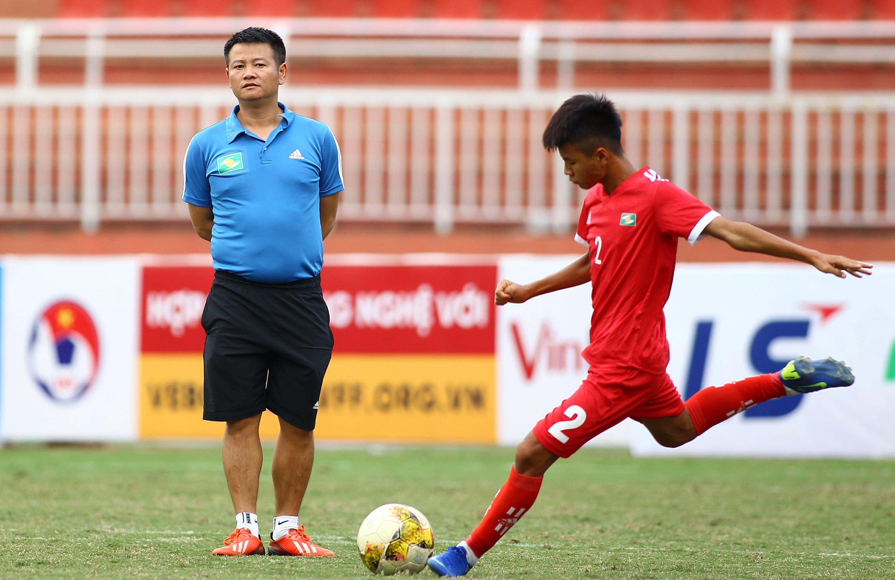 van quyen 2018,  ngoi sao lam lo van quyen anh 2