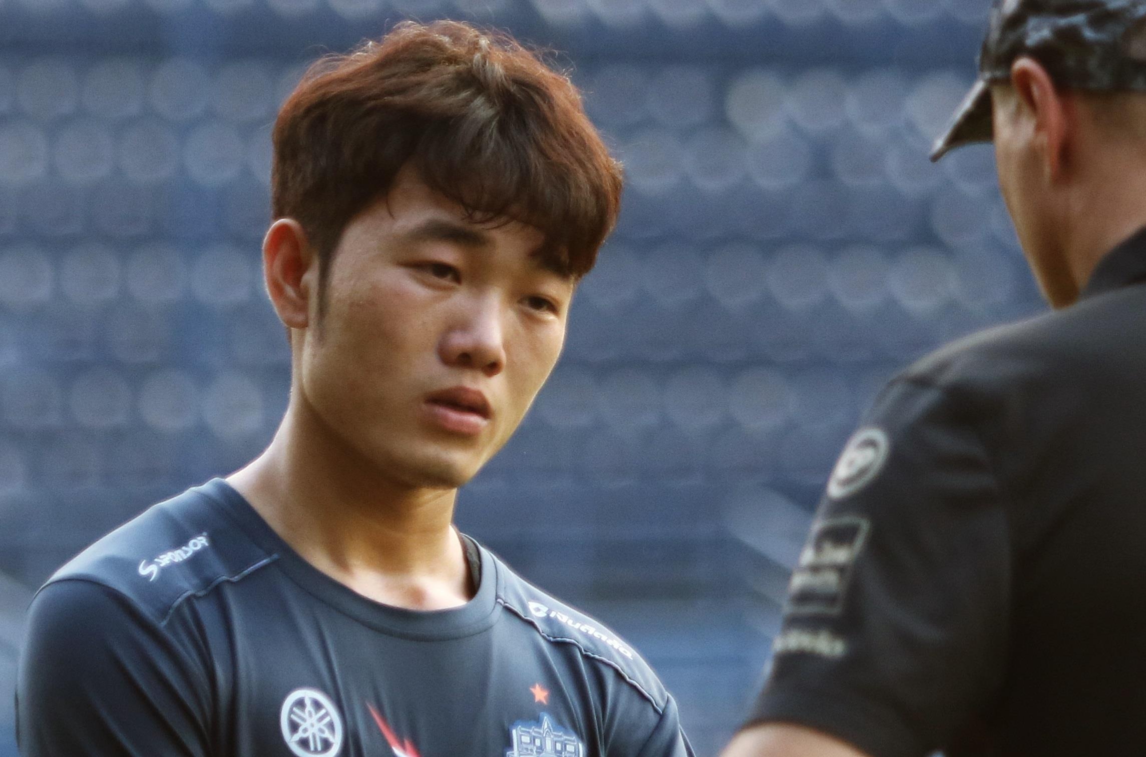 Xuan Truong that bai o Buriram vi ly do ngoai chuyen mon? hinh anh