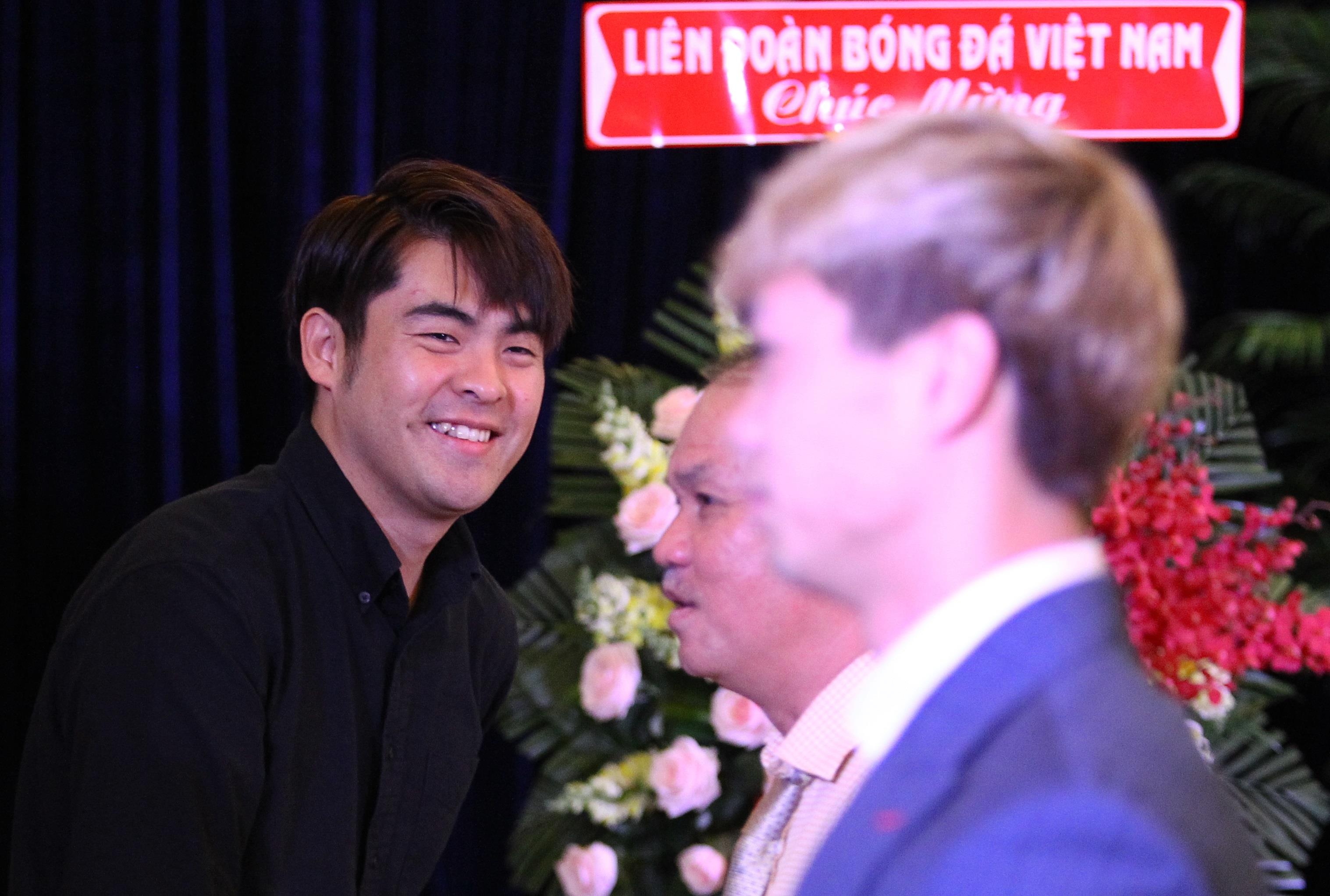 park hang seo gia han hop dong vff,  park hang seo gia han bong da viet nam anh 2