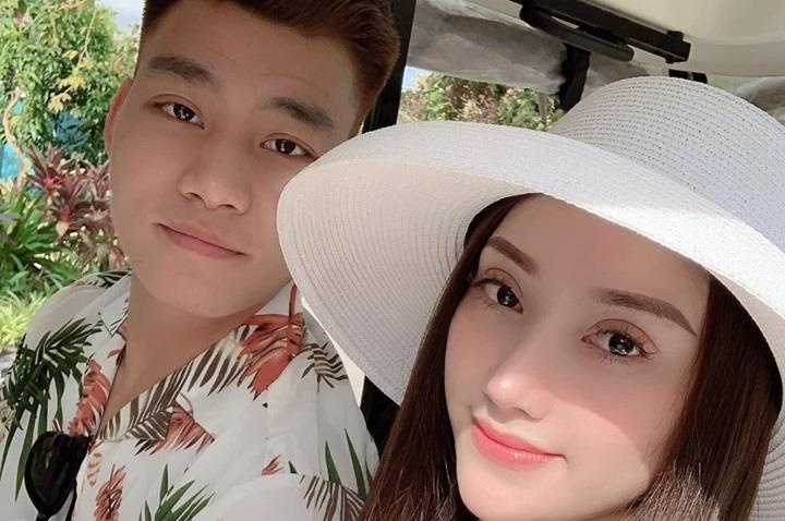 Chi gai cua nguoi yeu len tieng bao ve Van Thanh hinh anh