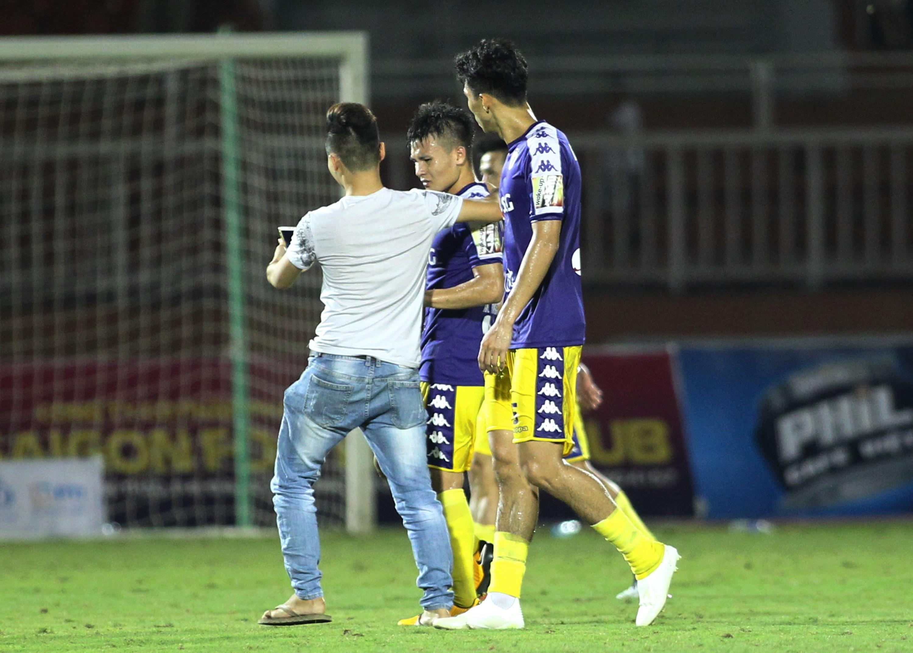 cdv ruot theo quang hai,  cdv vuot rao vao san anh 4