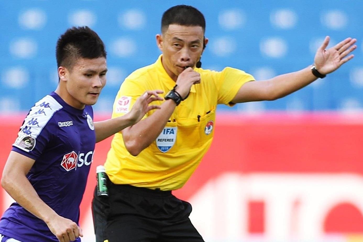 Trong tai so mot Viet Nam co the bat chinh tran 'chung ket' V.League hinh anh