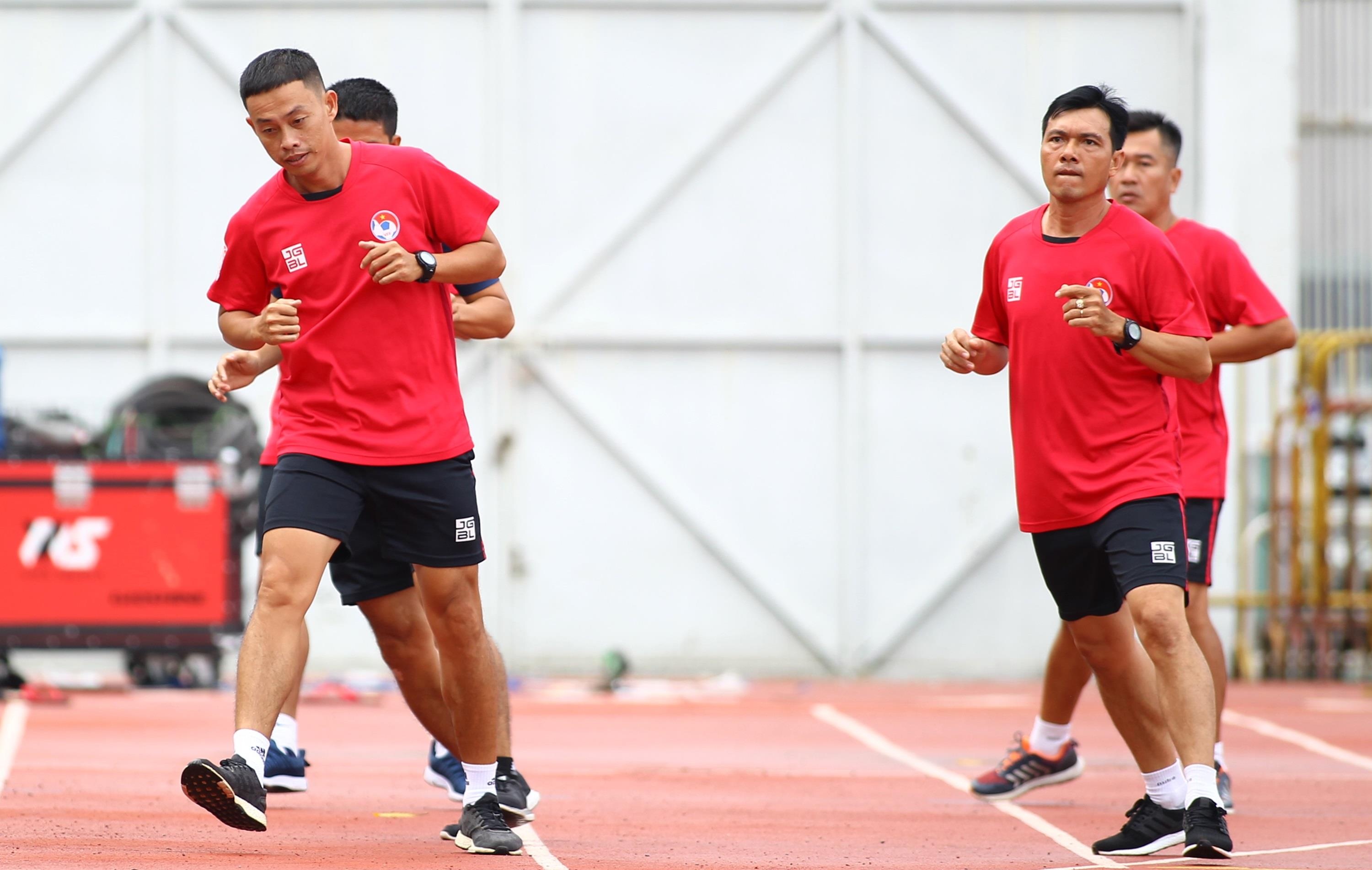 trong tai fifa anh 1