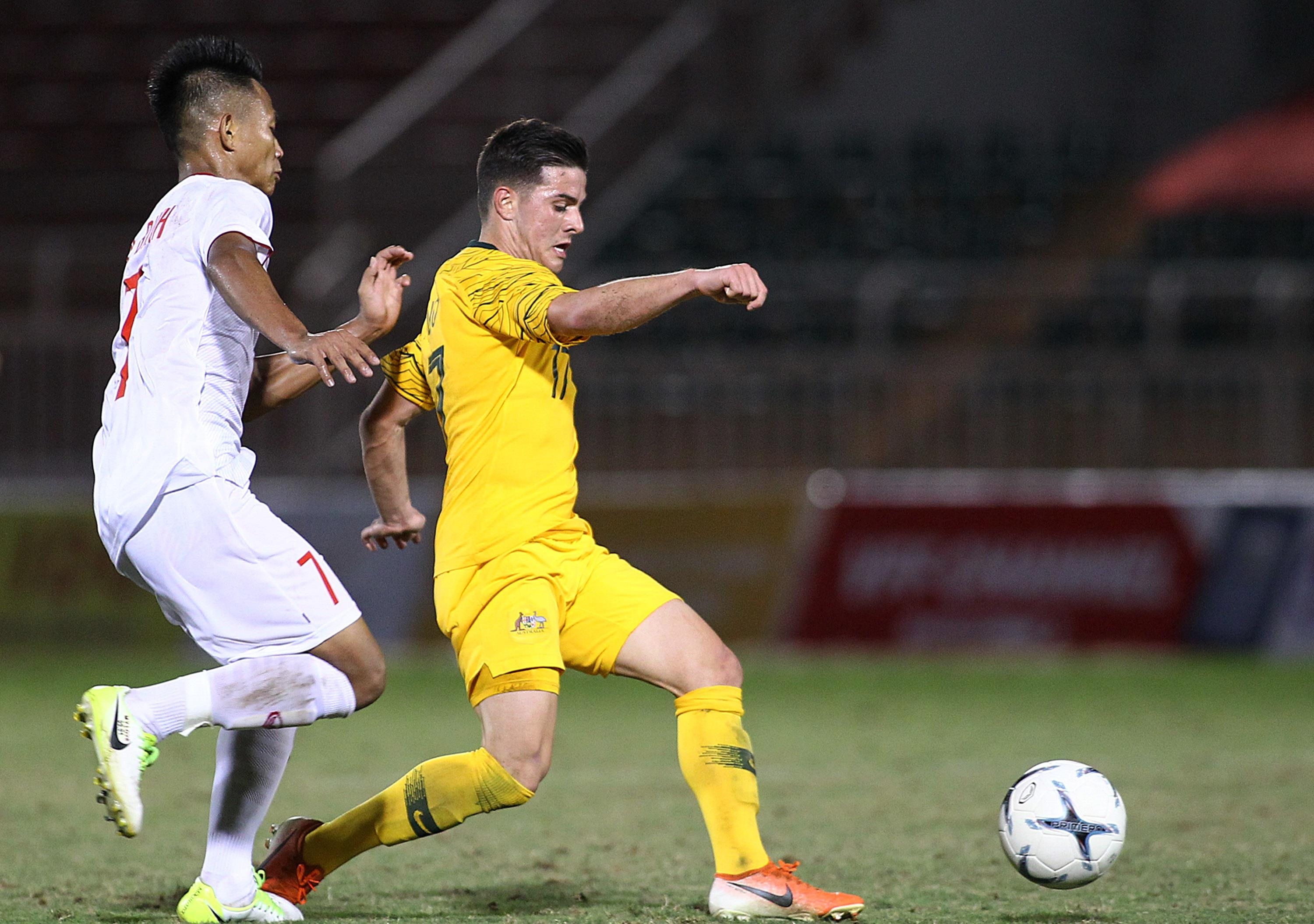 u18 viet nam,  hlv hoang anh tuan anh 9