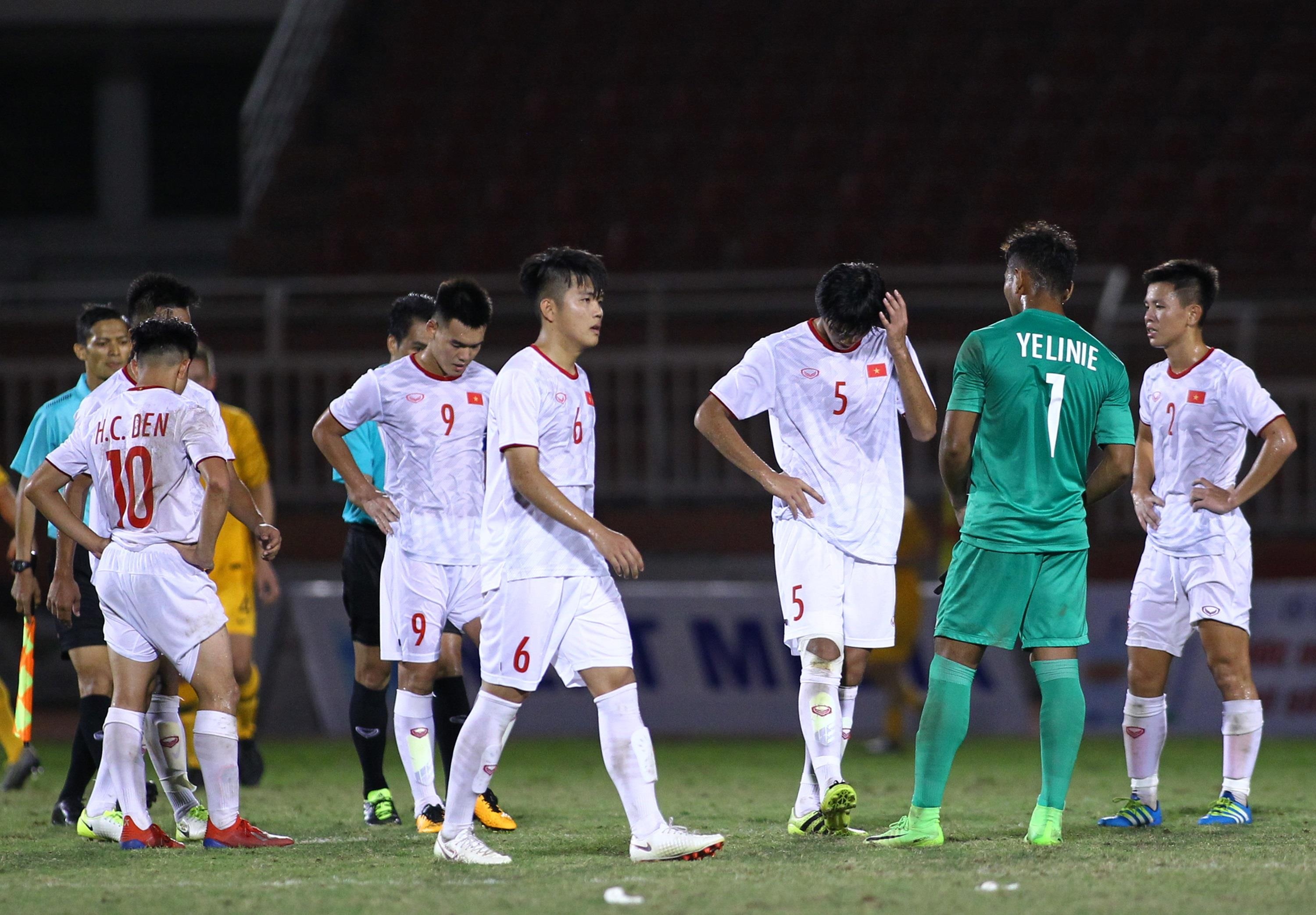 u18 viet nam,  hlv hoang anh tuan anh 2