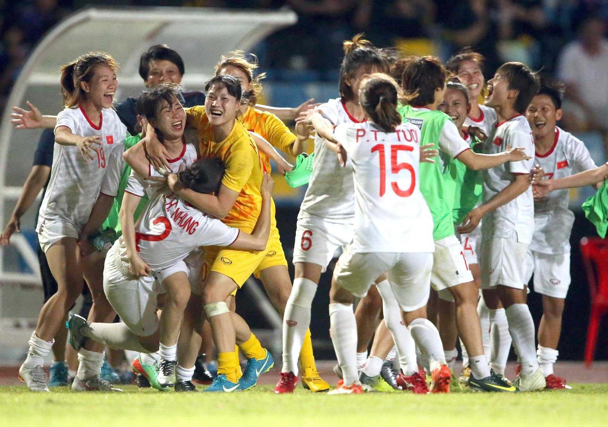 Tuyen nu Viet Nam nhan 750.000 USD tu FIFA hinh anh