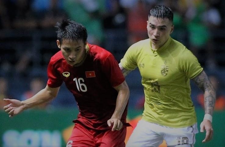 San truong dai hoc co du tieu chuan cho tran Thai Lan - Viet Nam? hinh anh