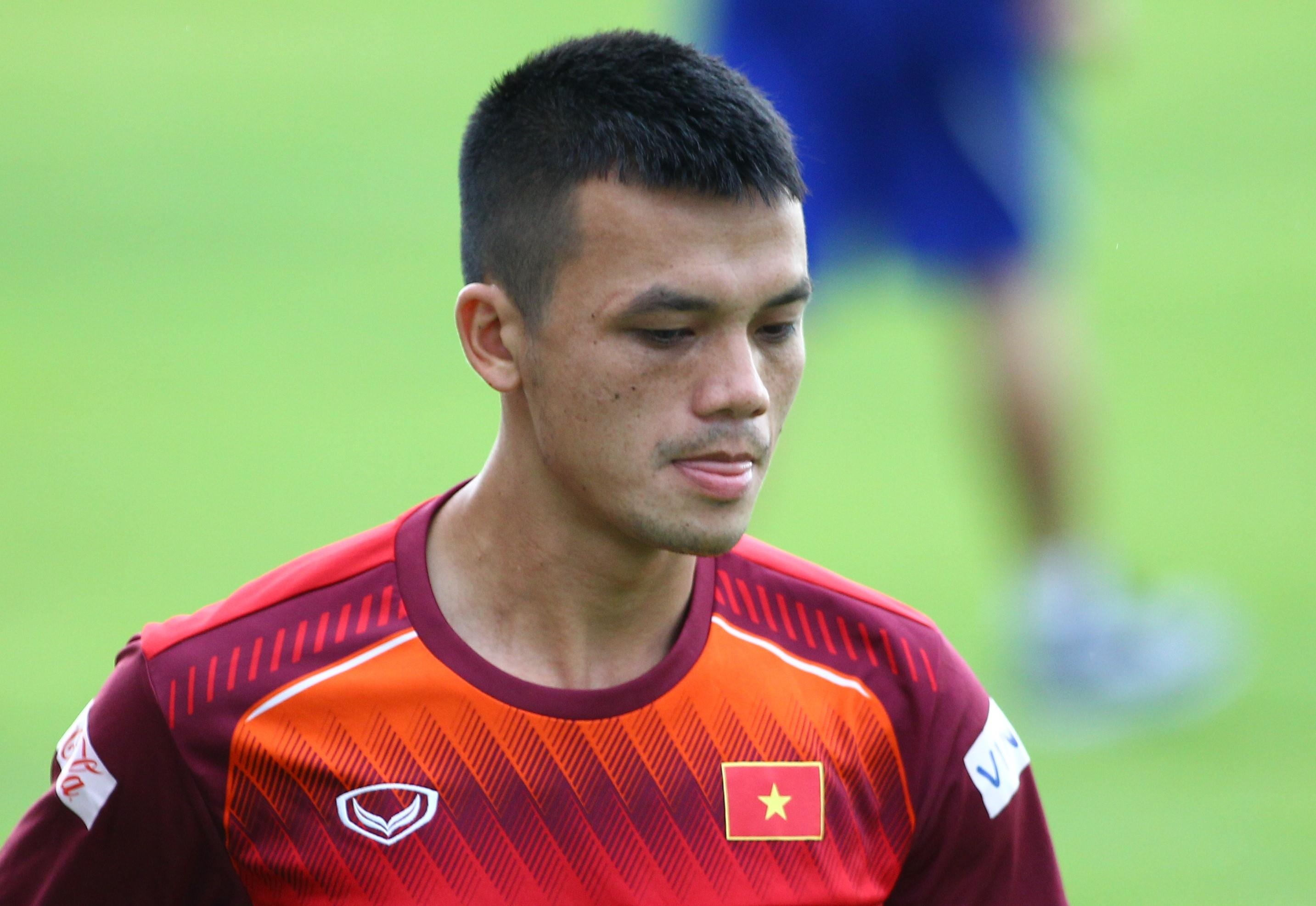 Nguoi thay the Dinh Trong: 'Tuyen Viet Nam tren co Thai Lan nhieu' hinh anh