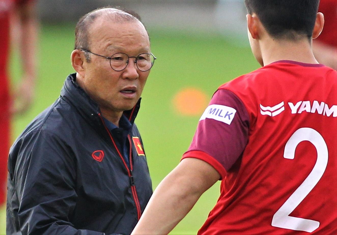 Doi tuyen Viet Nam khien truyen thong Thai Lan 'viet vi' hinh anh