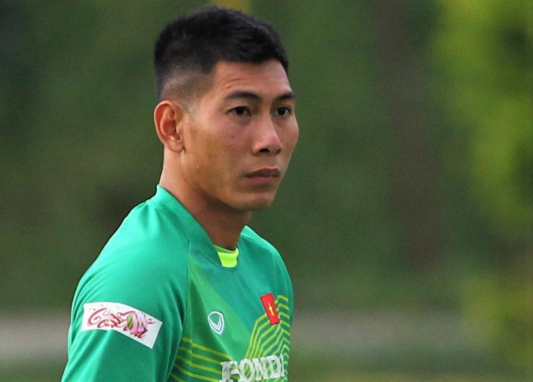 Benh dau mat do de doa tuyen Viet Nam truoc tran gap Thai Lan hinh anh