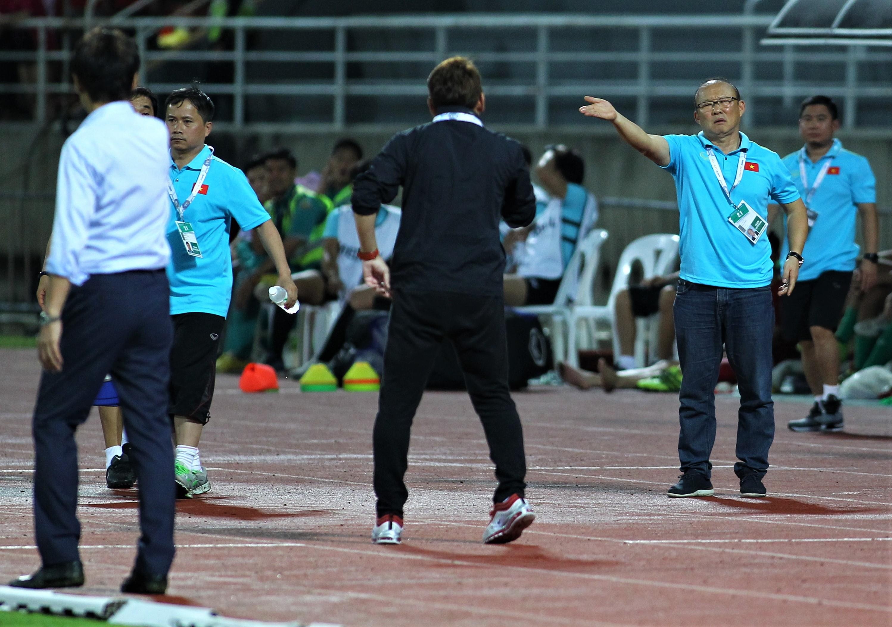 tuyen thai lan anh 4