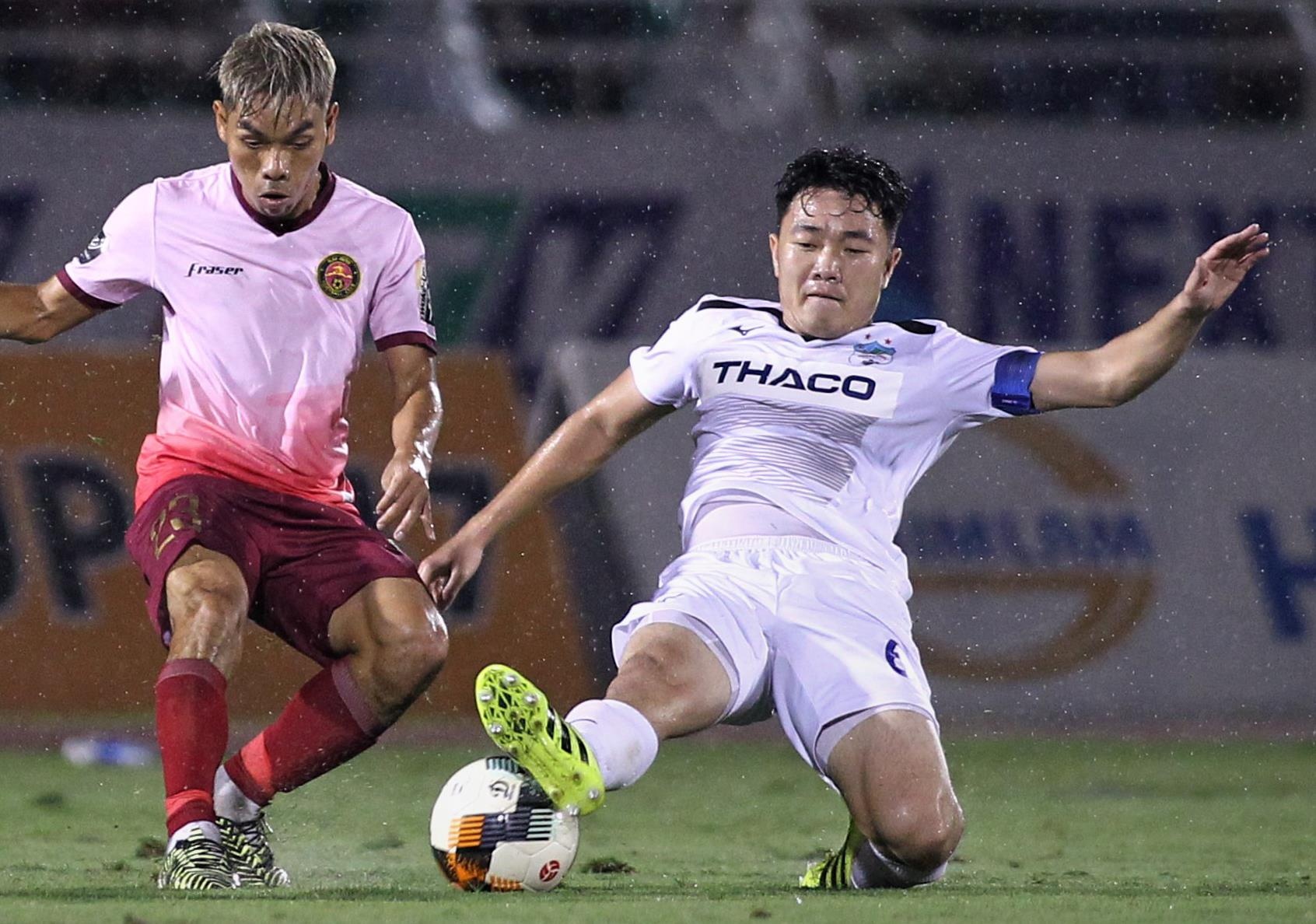 Xuan Truong khien HAGL nho Tuan Anh trong cuoc chien tru hang hinh anh