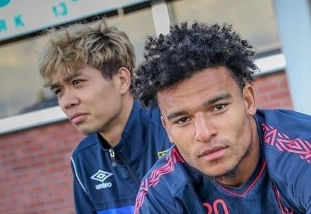 Cong Phuong lam gi khi khong duoc Sint-Truidense cho thi dau hinh anh